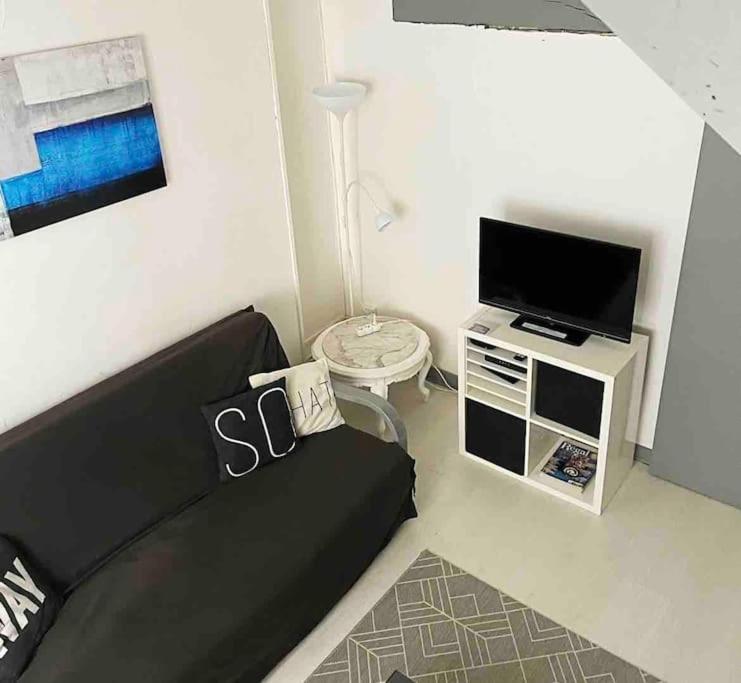 Reims - Duplex Au Coeur Du Quartier Saint-Remi Apartment Exterior photo